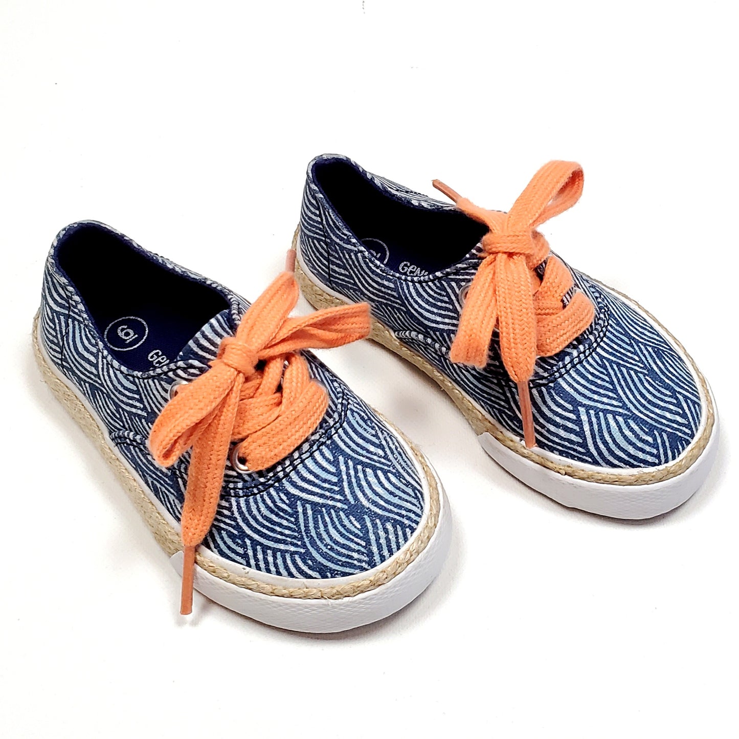 Genuine Kids Oshkosh Boys Blue White Shoes Size 6 Used View 2