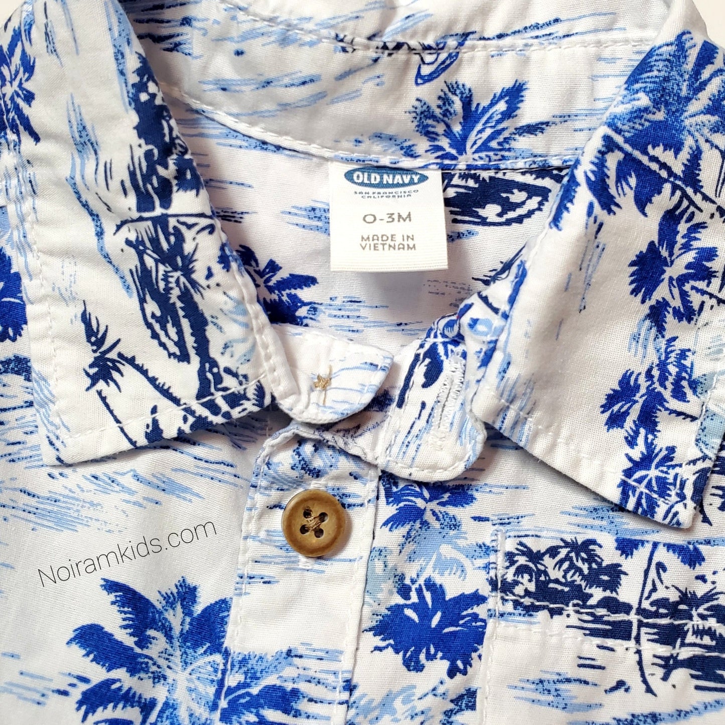 Old Navy Blue White Tropical Boys Romper Used View 3