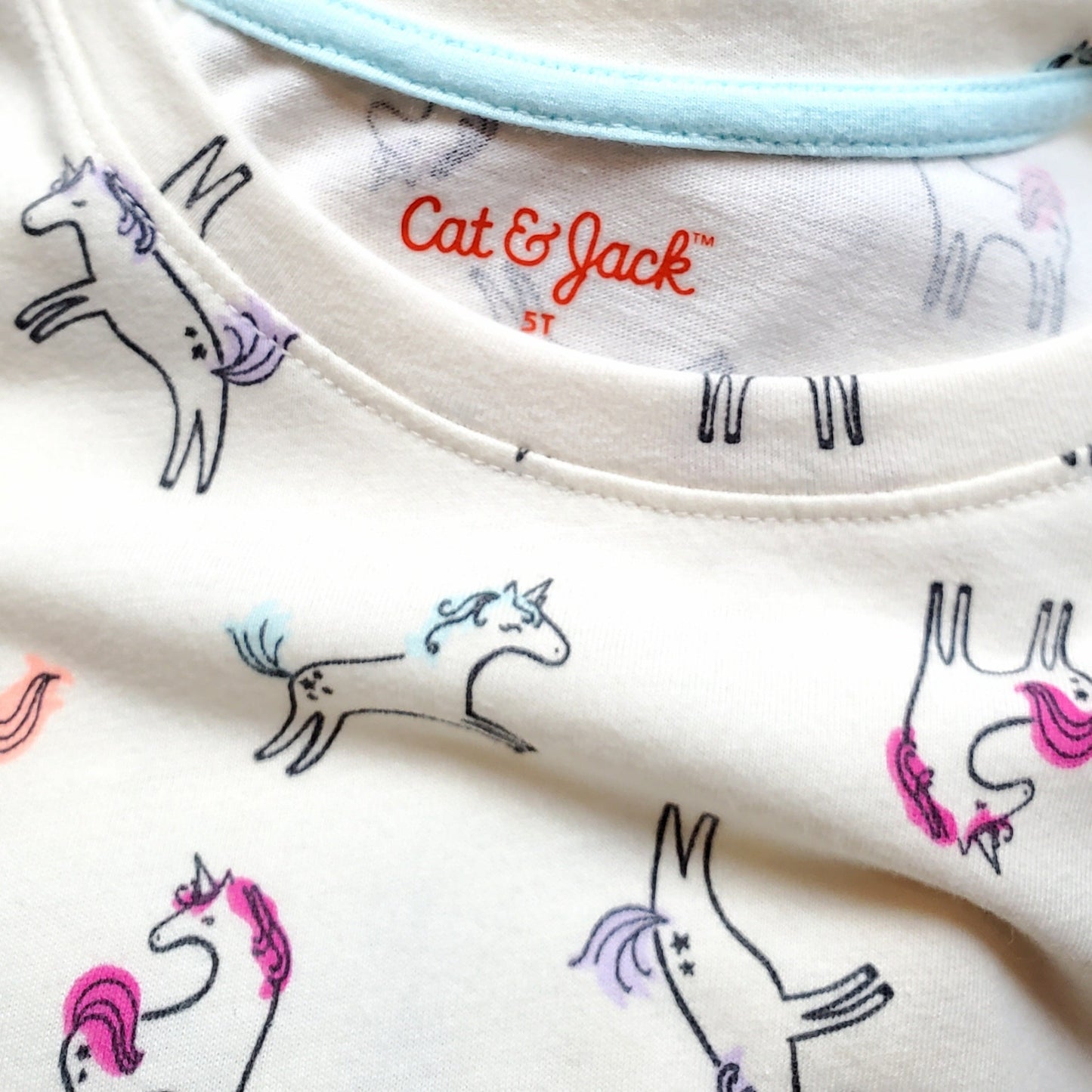 Cat Jack Girls Ivory Unicorn Print Shirt 5T Used View 3
