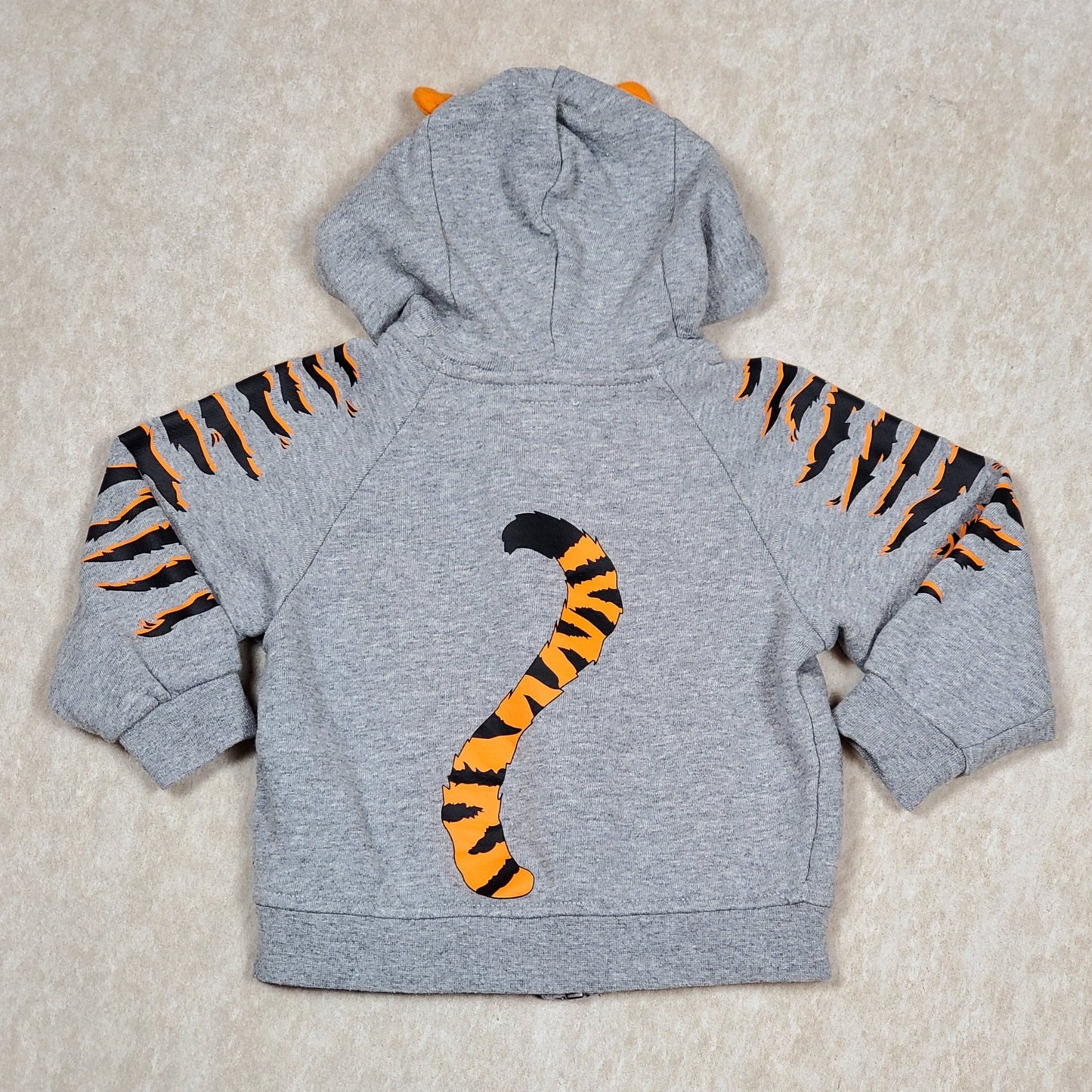 Converse Boys Tiger Hoodie 18M Used View 3