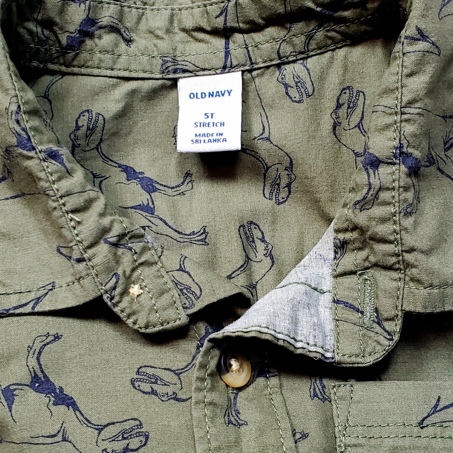 Old Navy Boys Green Trex Dino Shirt 5T Used View 3