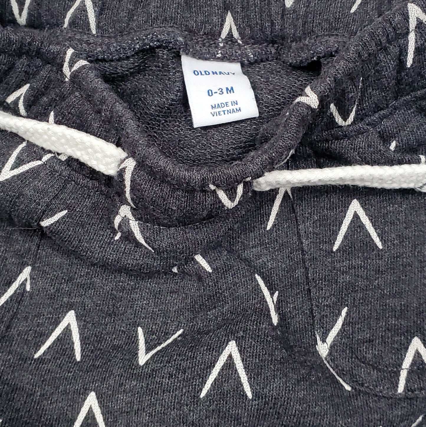Old Navy Boys Grey Patterned Shorts Used View 3