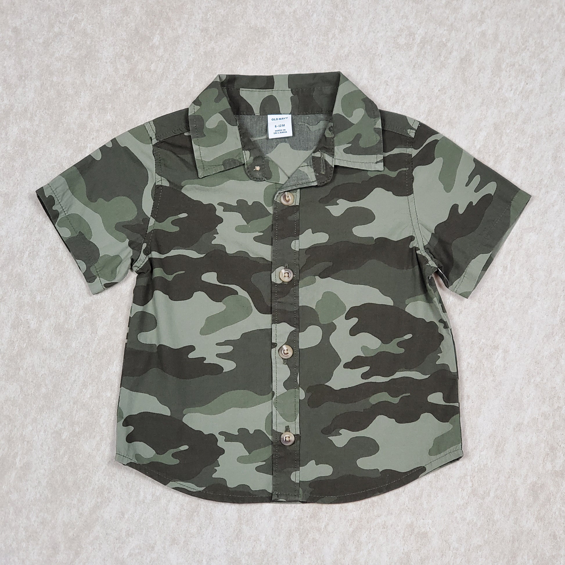 New with Tags Old Navy Boys Short Sleeve Camo Shirt 6-12M, front
