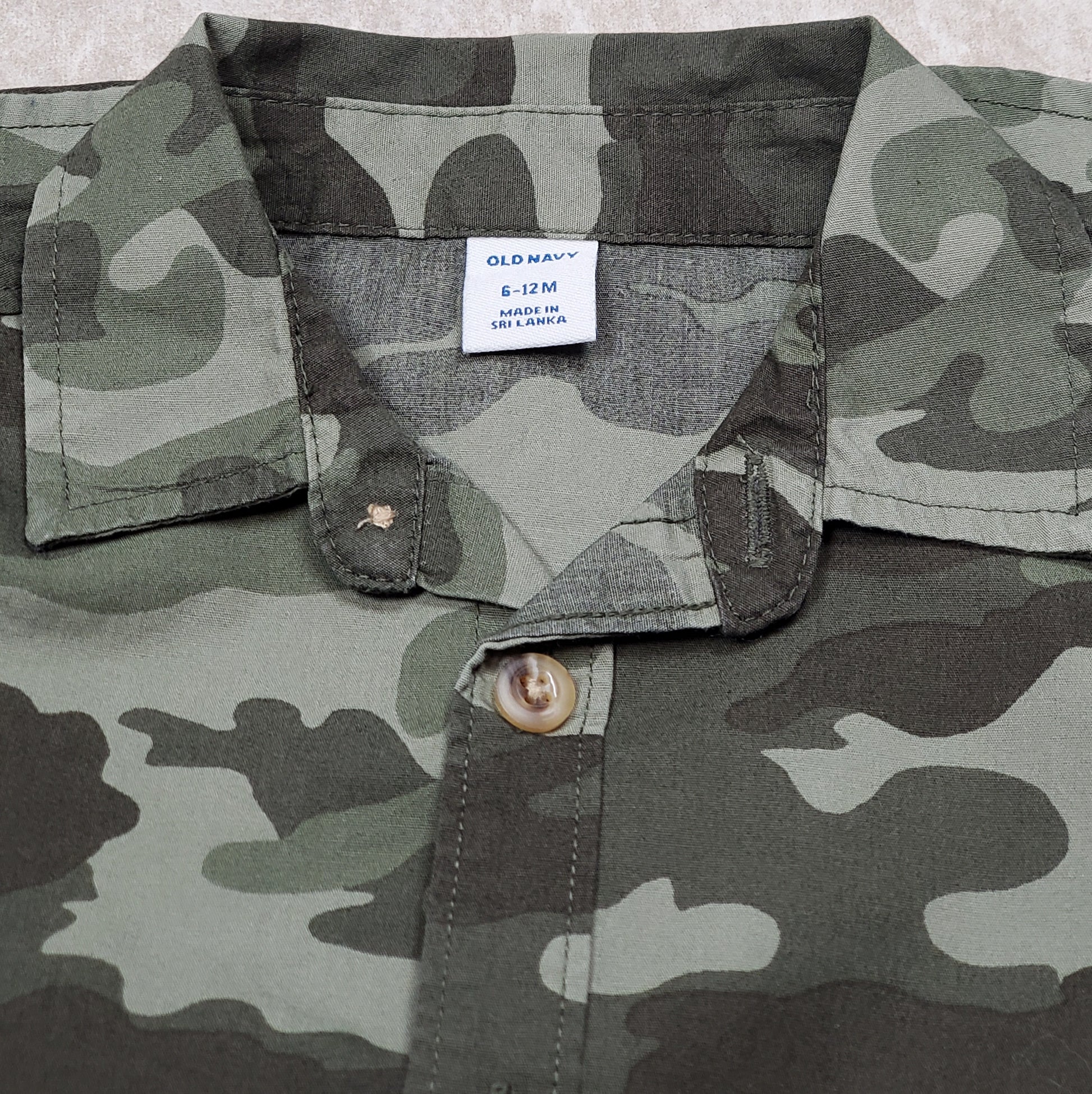 New with Tags Old Navy Boys Short Sleeve Camo Shirt 6-12M, close-up
