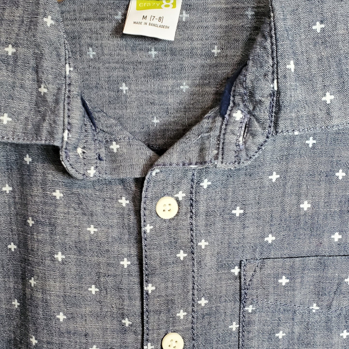 Crazy 8 Boys Cross Print Chambray Shirt Size 7 Used View 3
