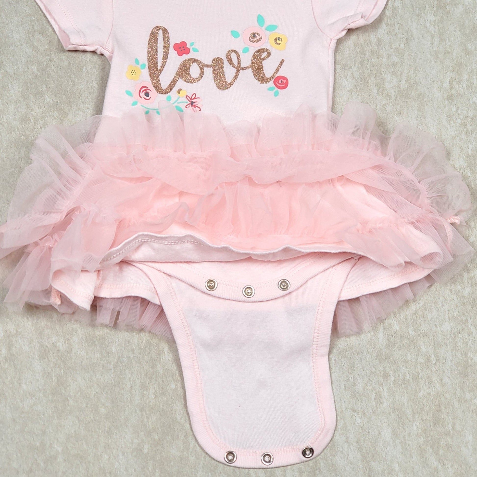 Gerber Baby Girls Pink Love Tutu Bodysuit 3M Used, leg closures