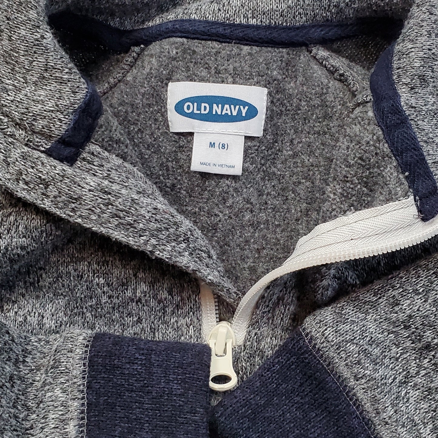 Old Navy Boys Grey Zip Up Pullover Sweater Size 8 Used View 3