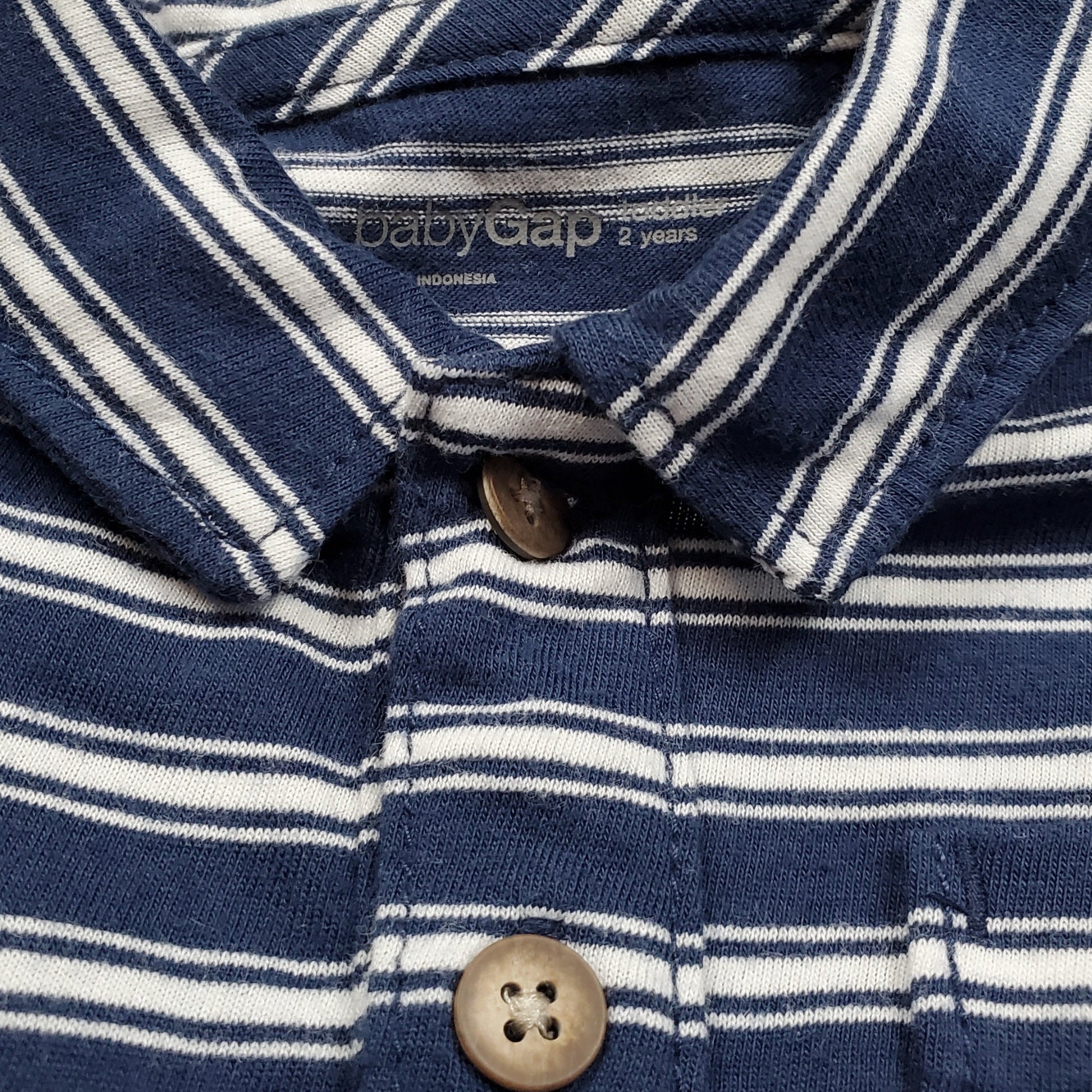 Baby Gap Boys Navy Blue Striped Polo Shirt 2T Used, close-up
