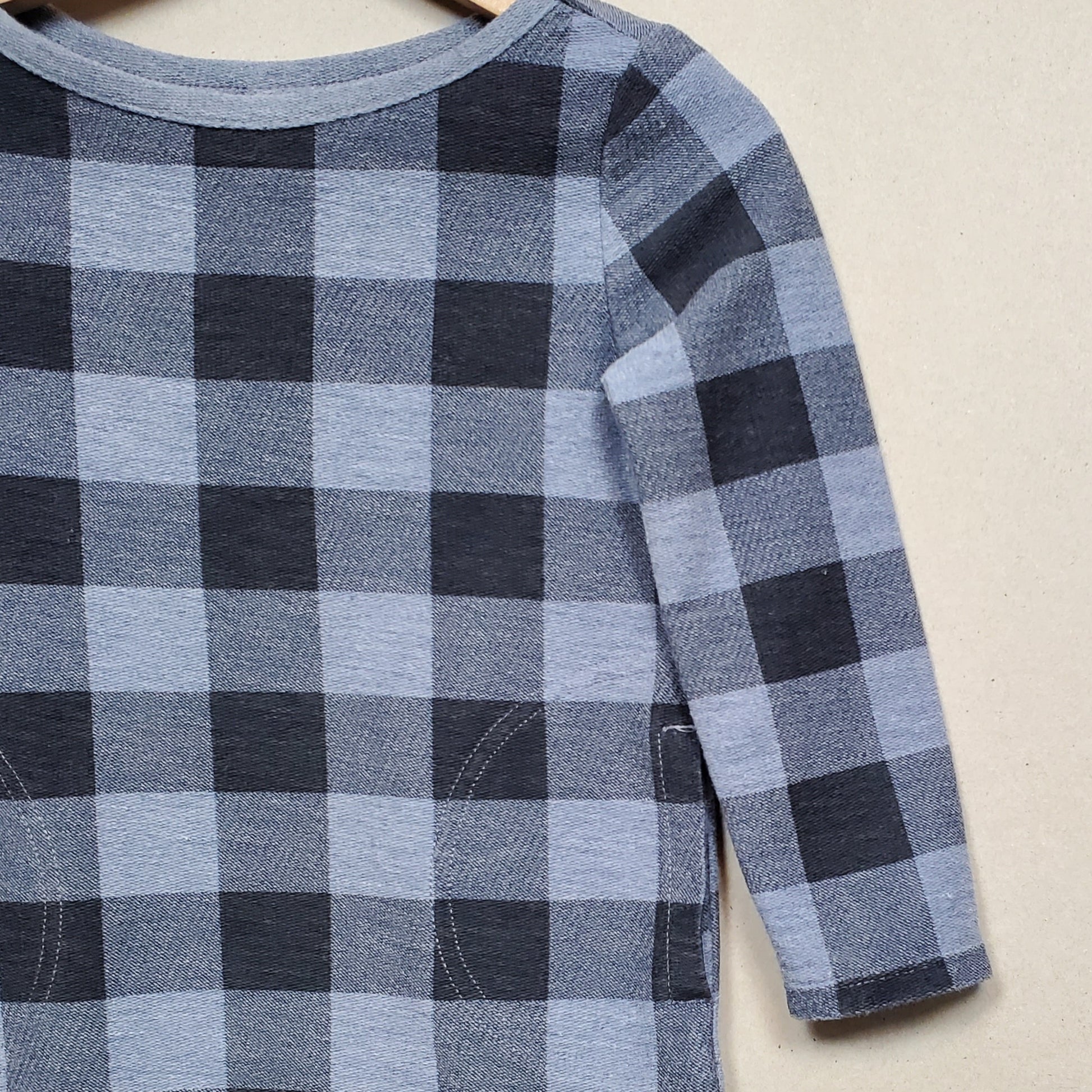 Old Navy Girls Blue Plaid Sweater Dress 2T Used View 3